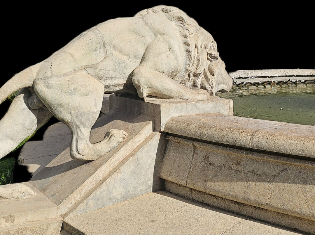 Fontana dei tre Leoni-Avola必去景点