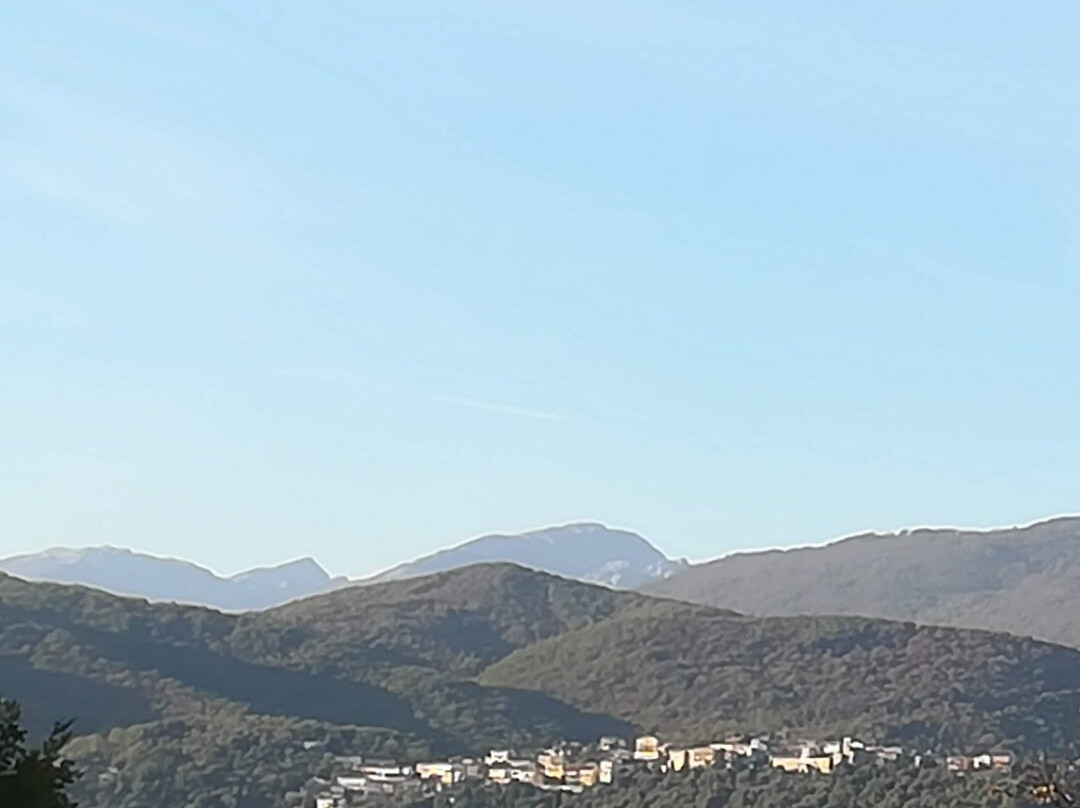 Borgo Santa Maria Oliveto-Pozzilli必去景点