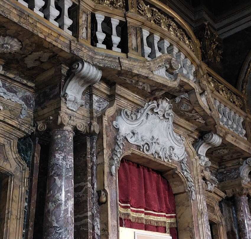 Cattedrale Di Santa Croce-弗利必去景点