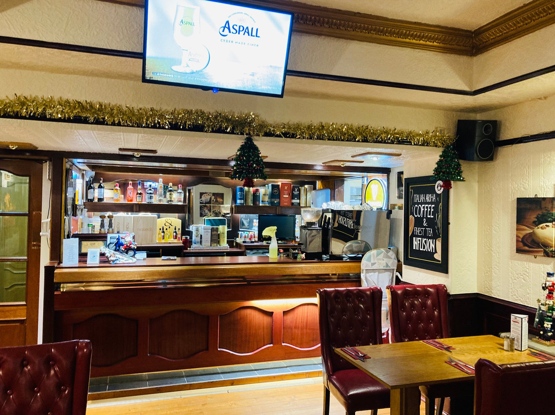 The Station Hotel Larbert主图