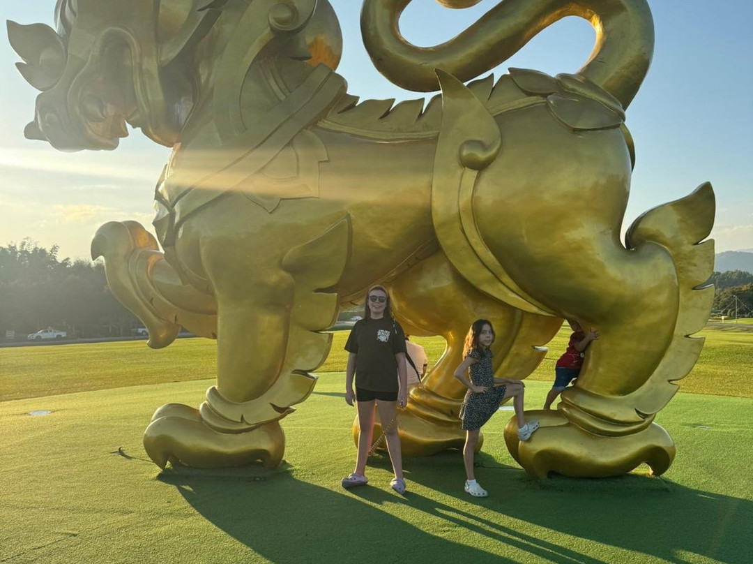 辛哈公园-Mae Kon必去景点