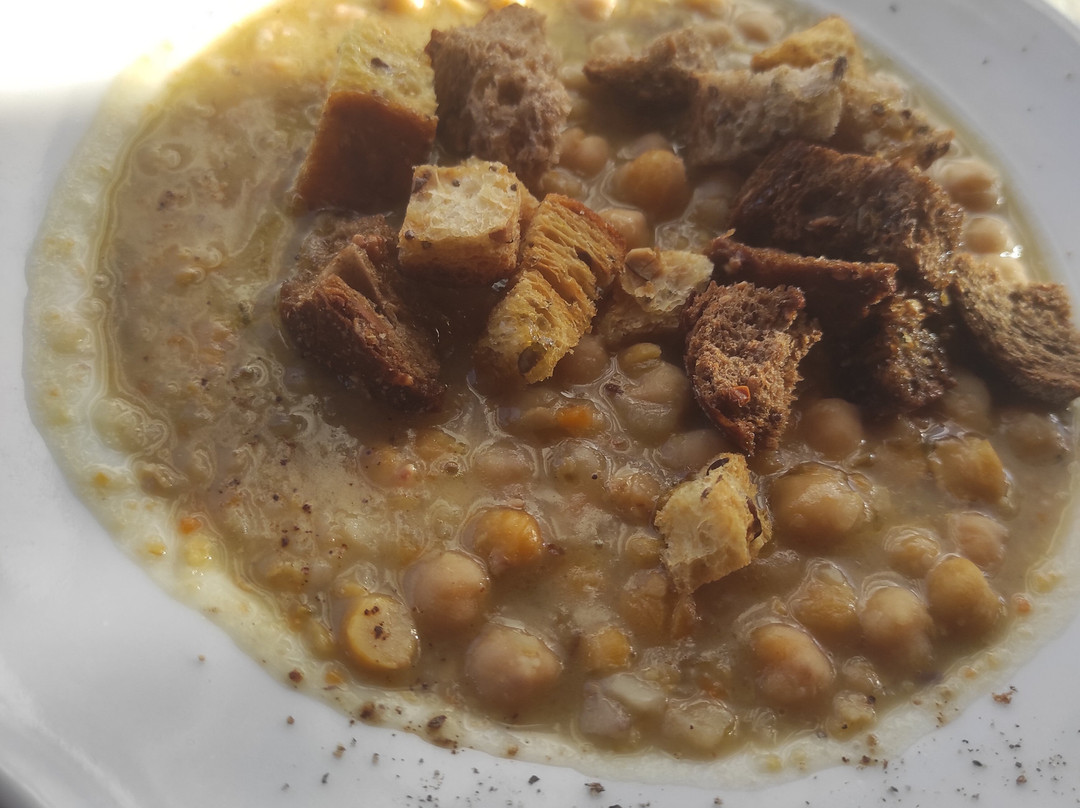 欧亚希乡村酒店主图