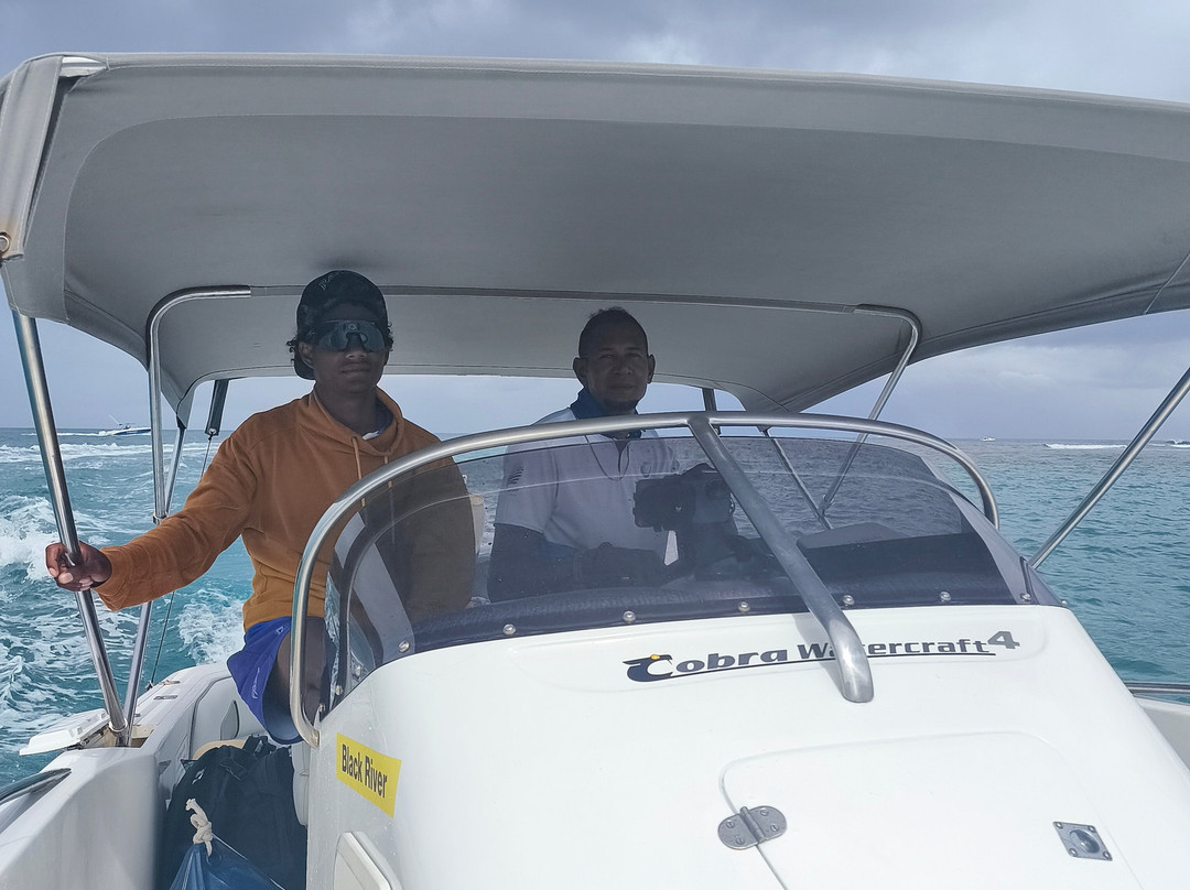 Blackriver Charters-Black River必去景点