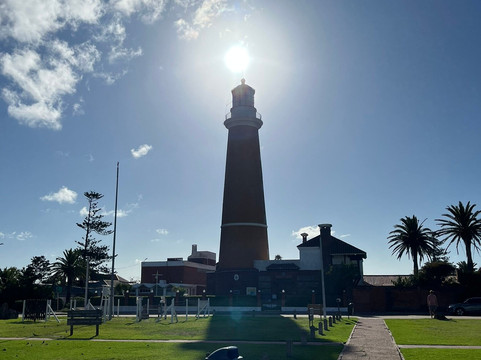 Faro de Punta del Este-埃斯特角城必去景点