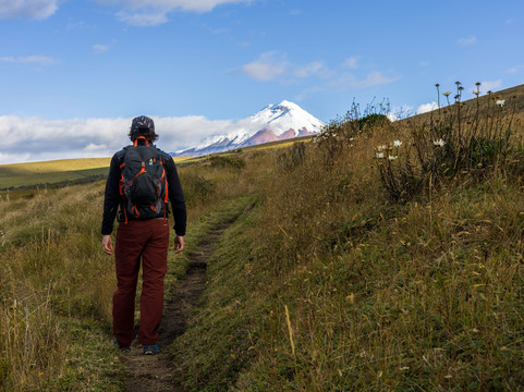 Tierra del Volcan-基多必去景点