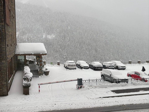 Hotel Xalet Montana主图