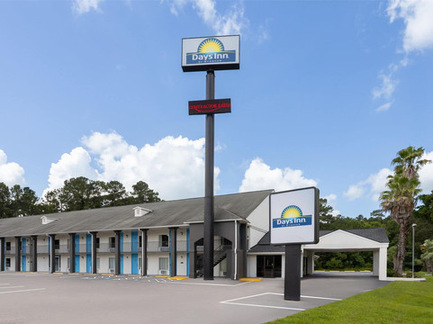 希尔顿黑德附近哈第维尔温德姆戴斯酒店