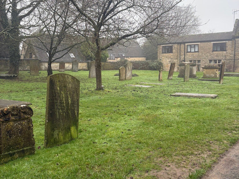 圣爱德华教堂-山地斯托必去景点