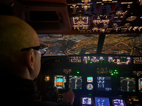 Simair737 Flight Simulators-切尔滕纳姆必去景点