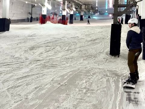 Snozone-米尔顿凯恩斯必去景点