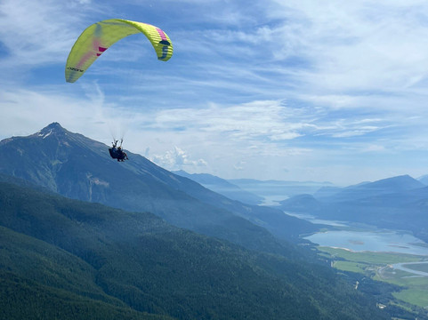 Revelstoke Paragliding-雷夫尔斯托克必去景点