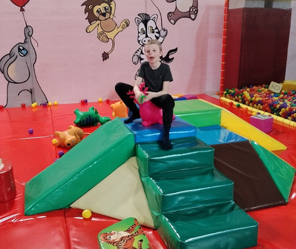 Circus Party-穆然必去景点