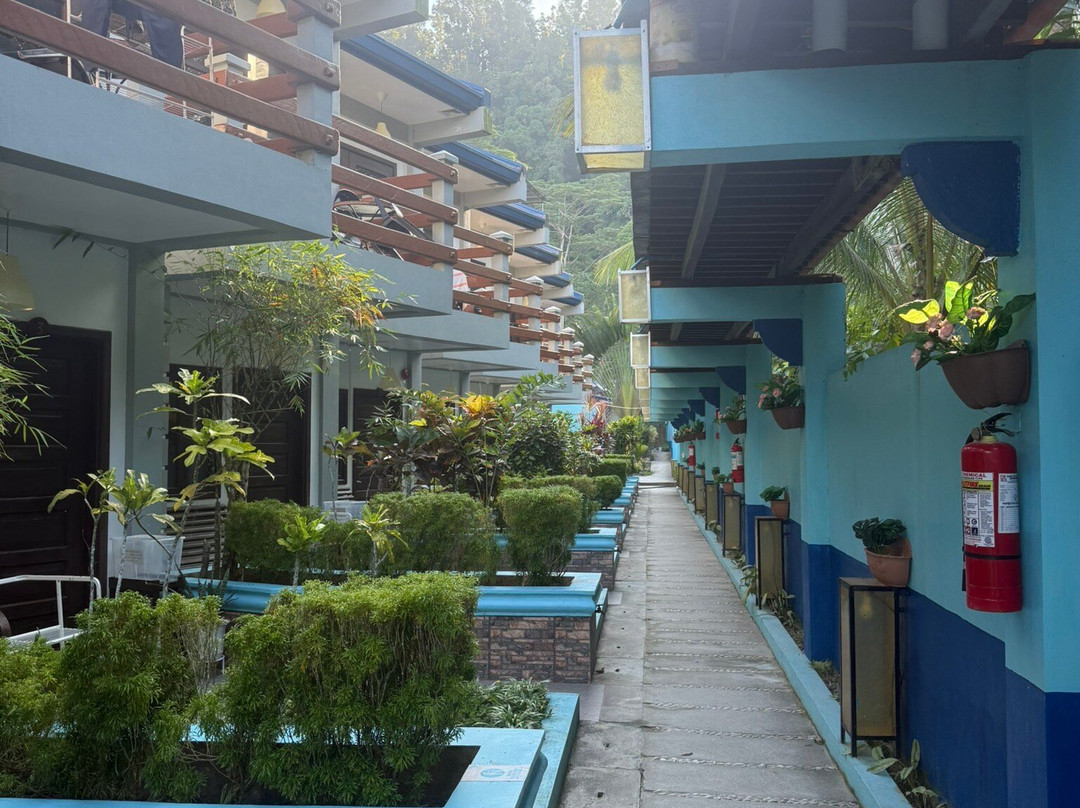 费尔勒海滨酒店主图