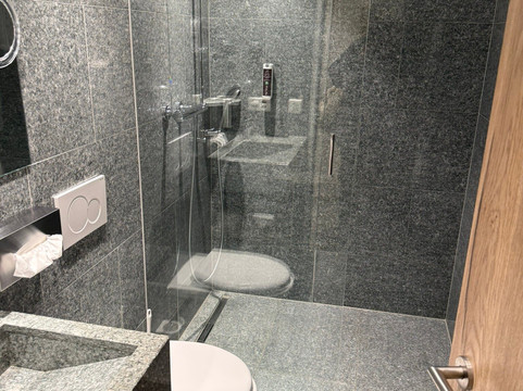 瓦度泽霍夫酒店主图