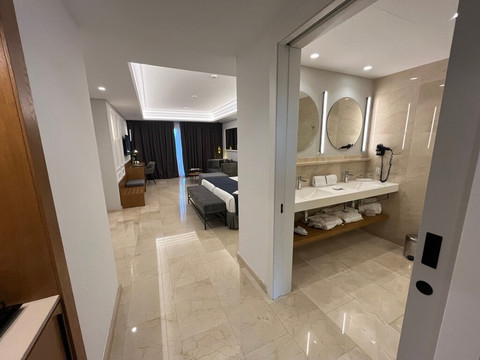 帕尔马海滩格鲁波特尔套房酒店&水疗中心主图