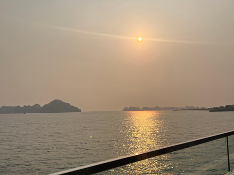 Taliya Crusie-下龙湾必去景点