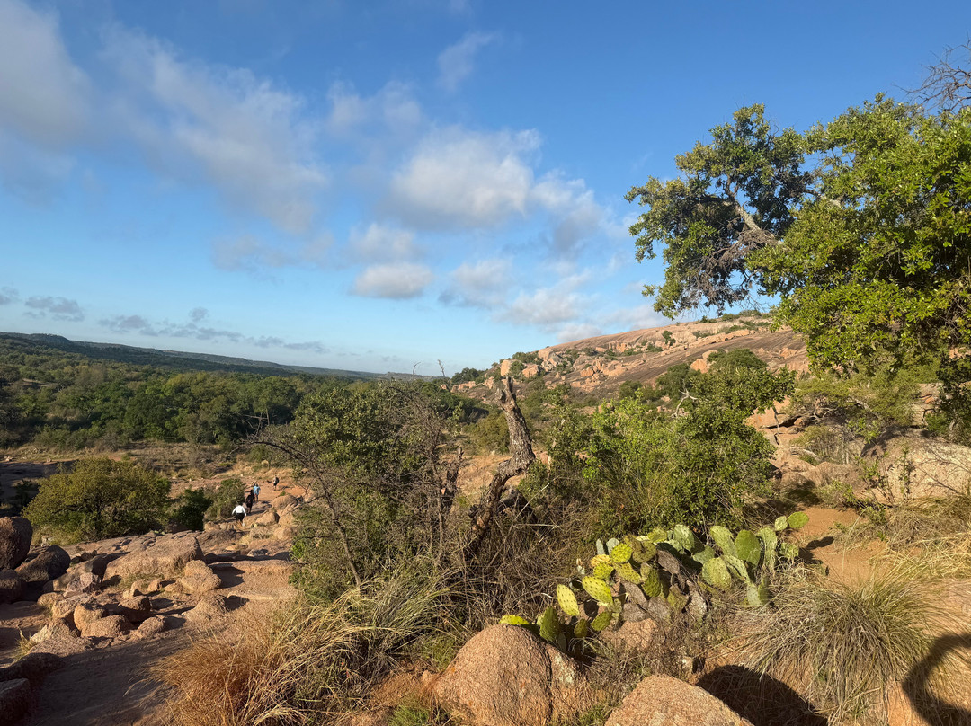 Enchanted Rock State Natural Area-弗雷德里克斯堡必去景点