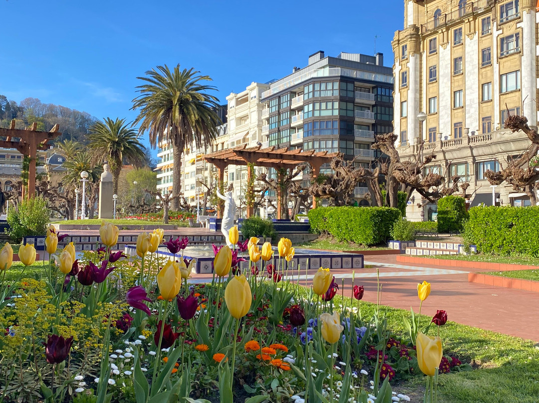 Alderdi Eder parkea-圣塞瓦斯蒂安必去景点