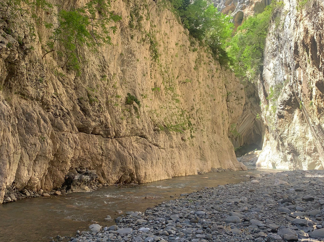 Holta Canyon-Gramsh必去景点
