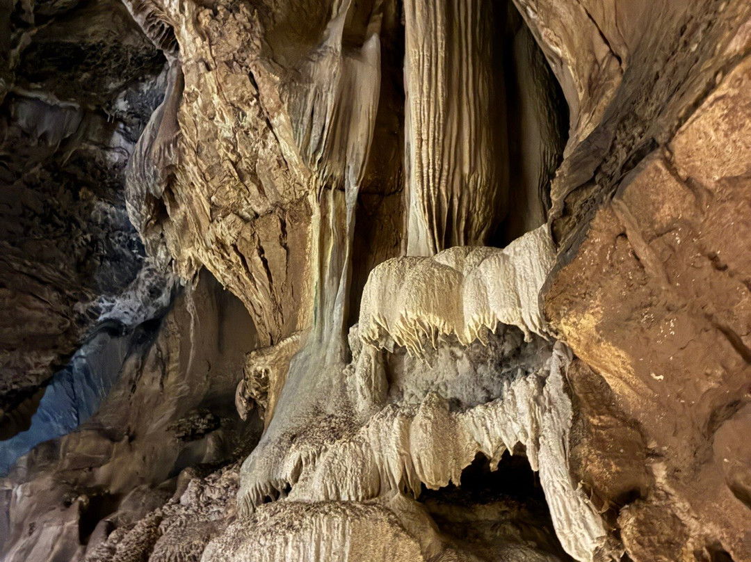 Site Historique des Grottes de Saint-Christophe-Saint-Christophe必去景点