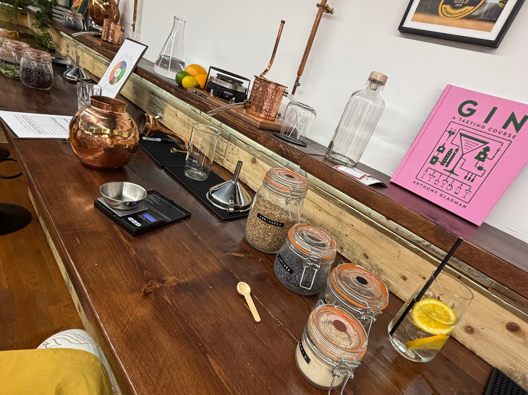 The Cirencester Distilling Company-赛伦塞斯特必去景点