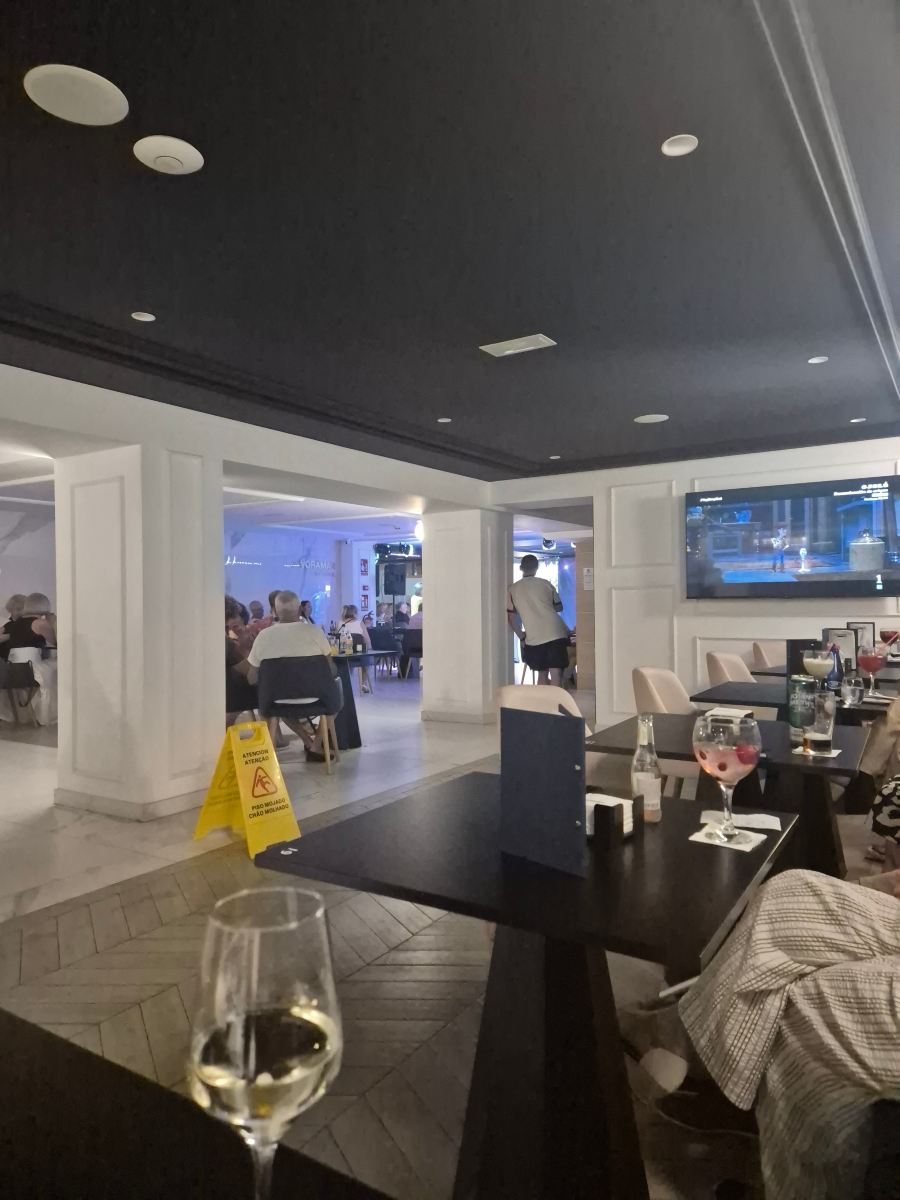 沃拉马尔酒店-旅行者