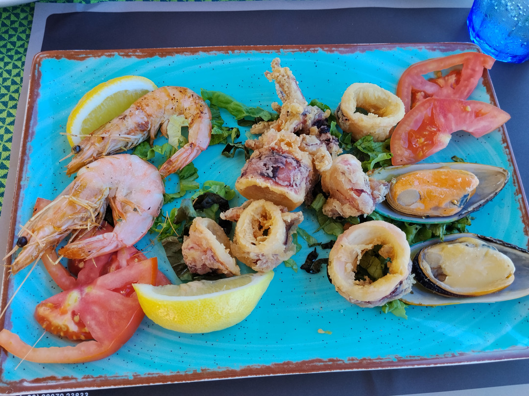 Marina Restaurant Cafe