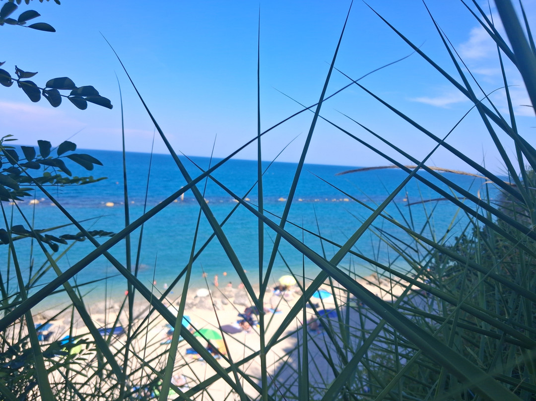 Spiaggia dei Frati-努马纳必去景点