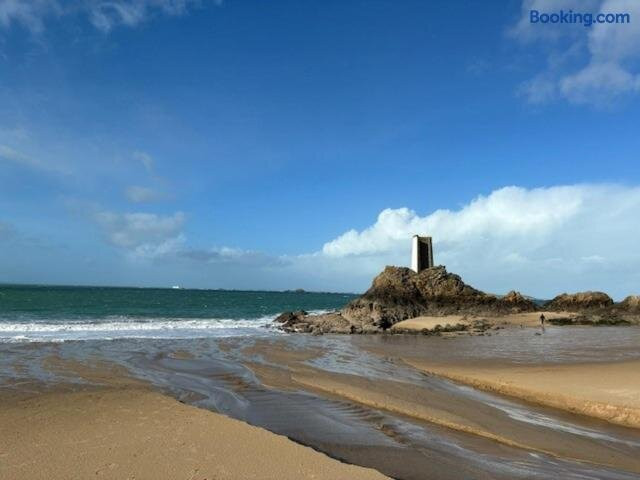 Les Mures