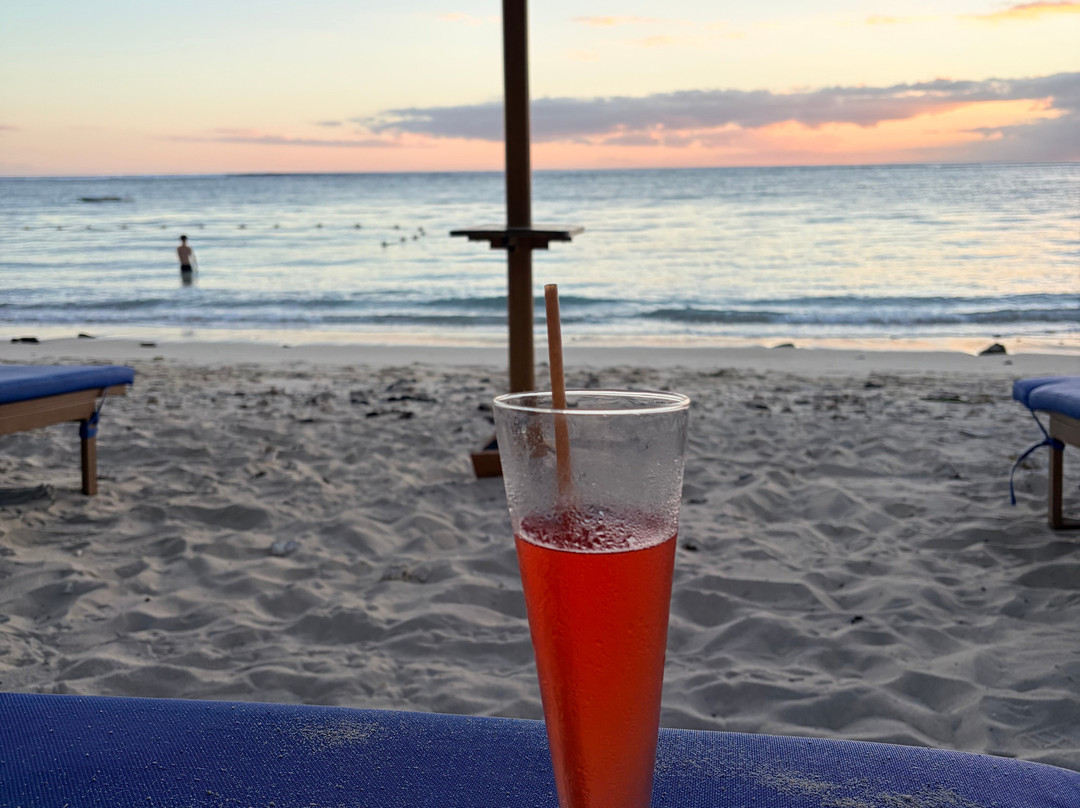 珍珠海滩酒店主图