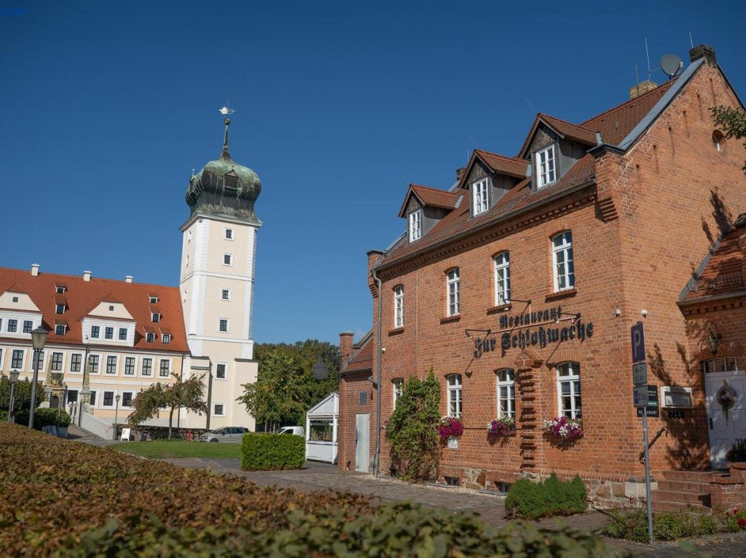 Restaurant & Pension “Zur Schloßwache”