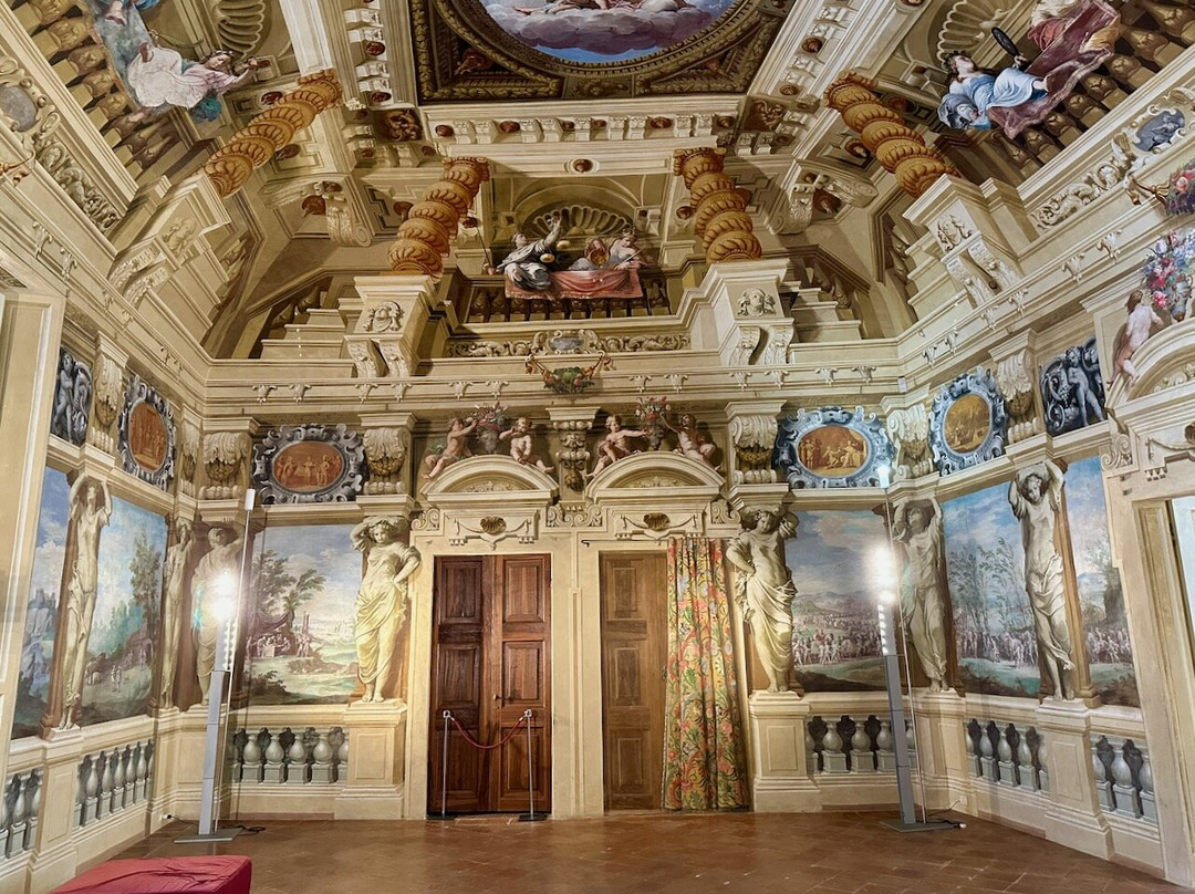 Palazzo Ducale-萨索洛必去景点