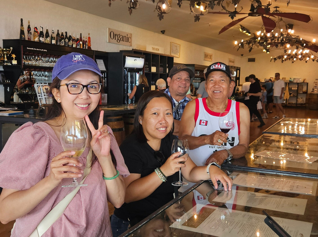 Summerhill Pyramid Winery-基洛纳必去景点