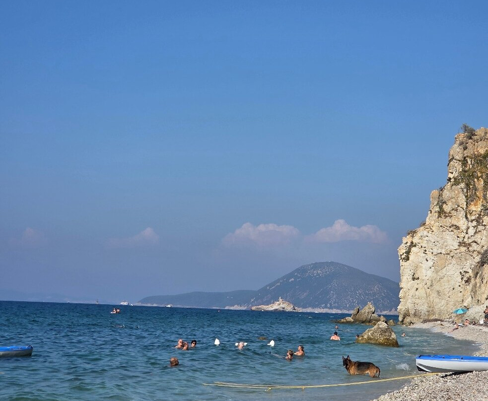 Spiaggia di Sottobomba-费拉约港必去景点