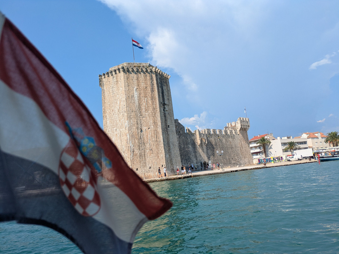 Kaštela Boat Tours-Kastel Kambelovac必去景点