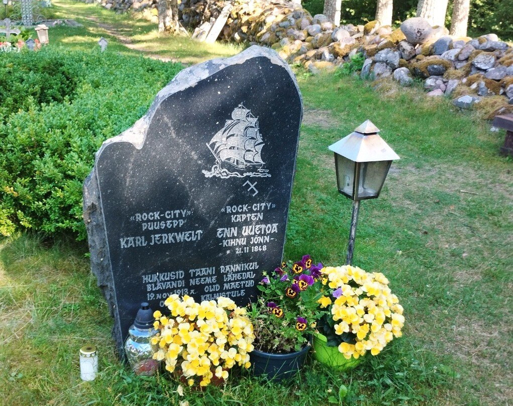 Kihnu Cemetery-Kihnu必去景点