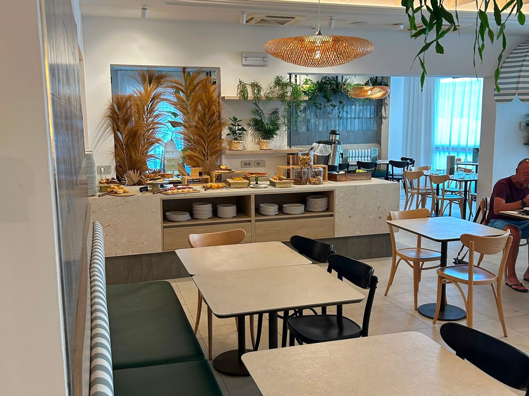 埃斯腾斯酒店主图