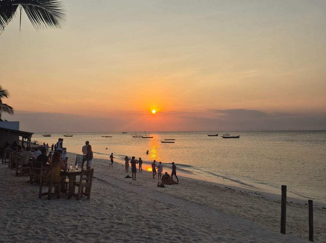 Kibanda Beach Club Diving Center-孥归必去景点