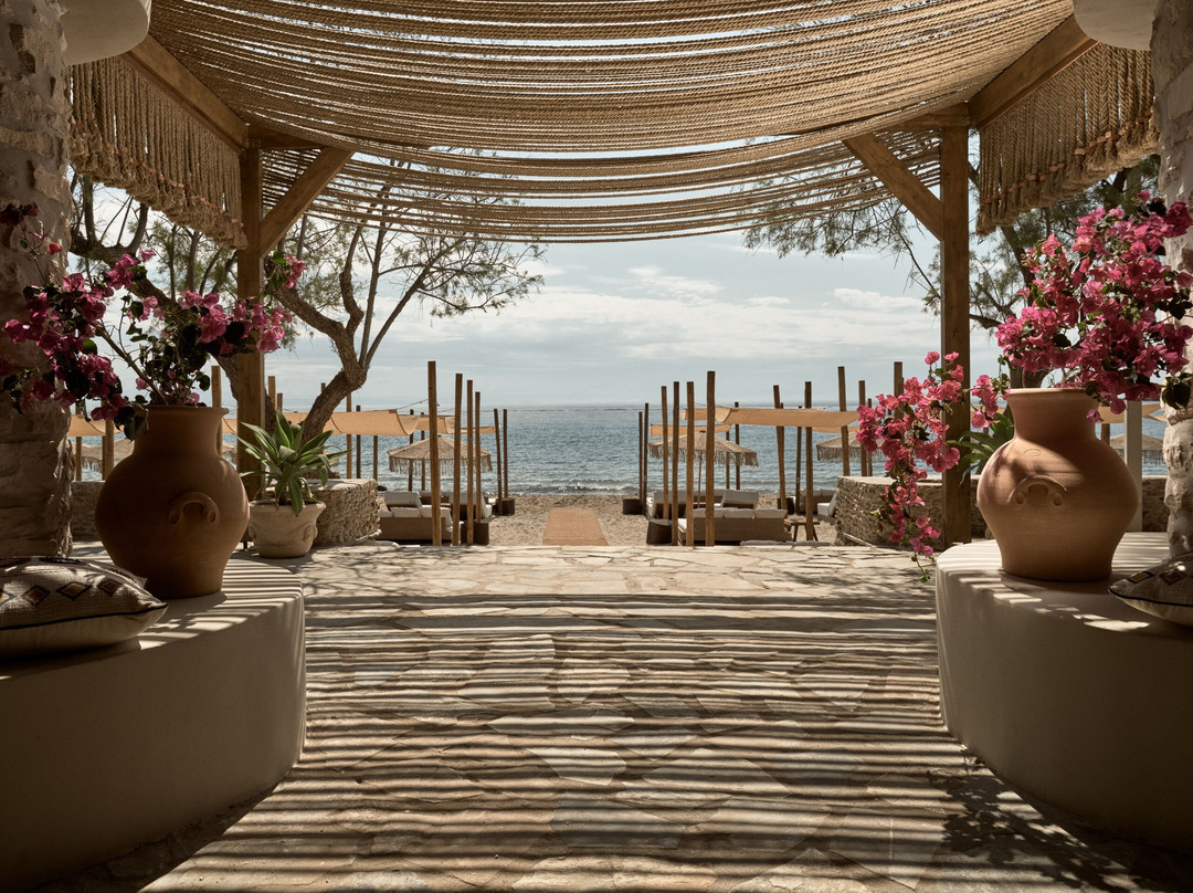 Noe Beach Restaurant