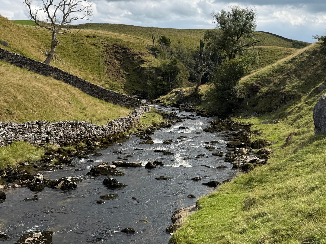 英格尔顿瀑布步道-Ingleton必去景点