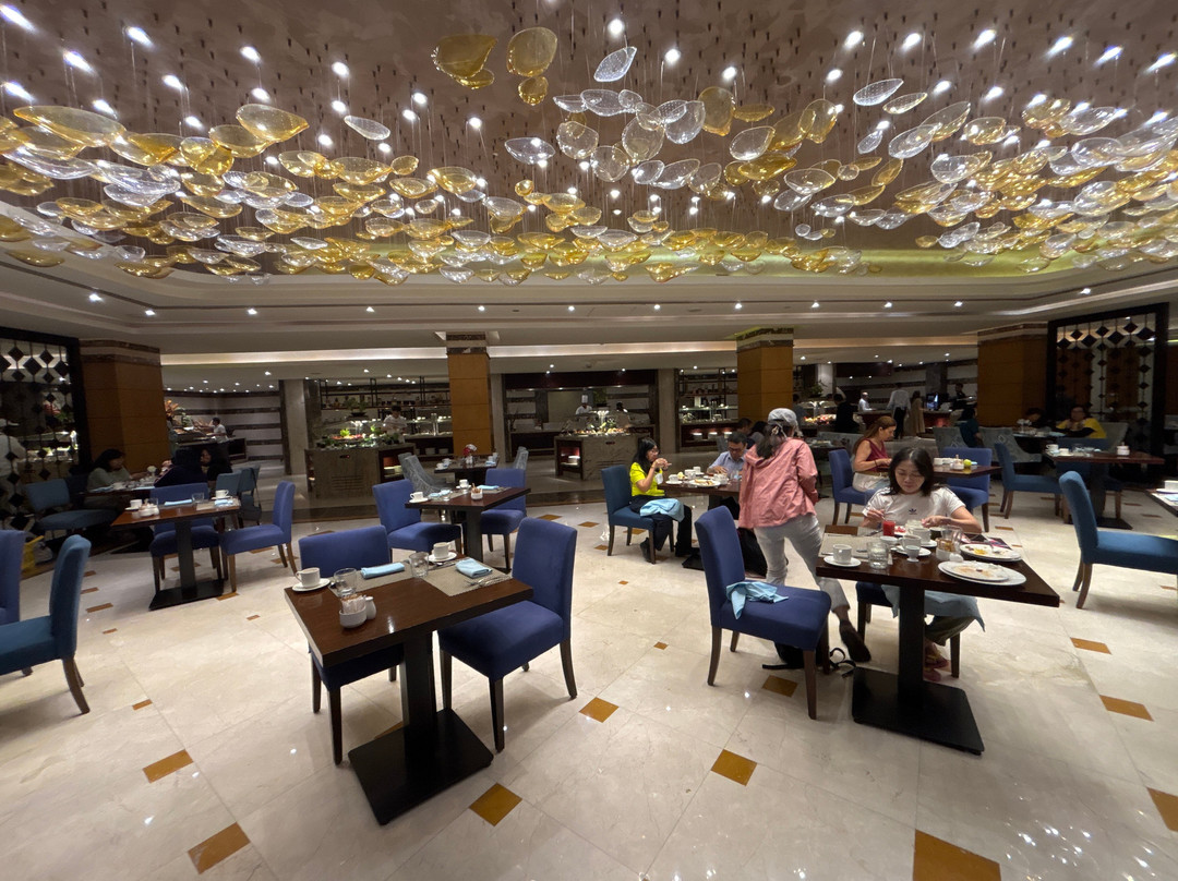 凯旋豪华酒店主图