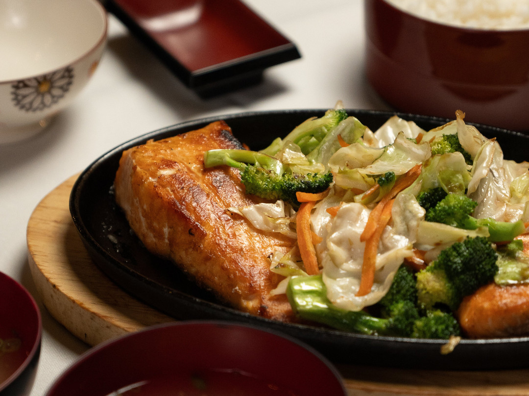 Hiros Japanese Food