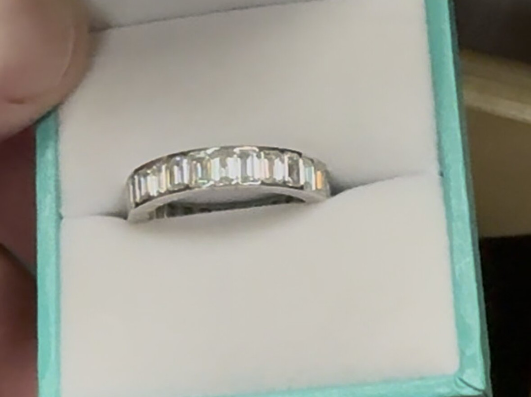 Ajanta Jewelers-圣 托马斯必去景点