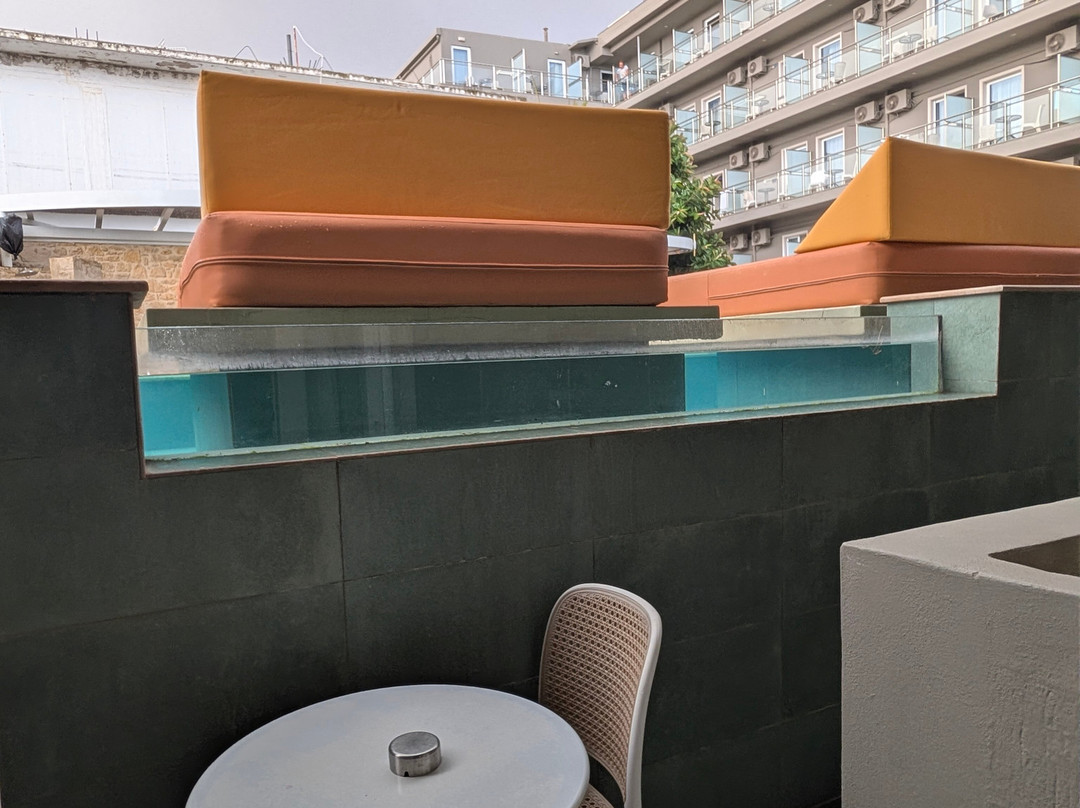 阿沙纳酒店主图