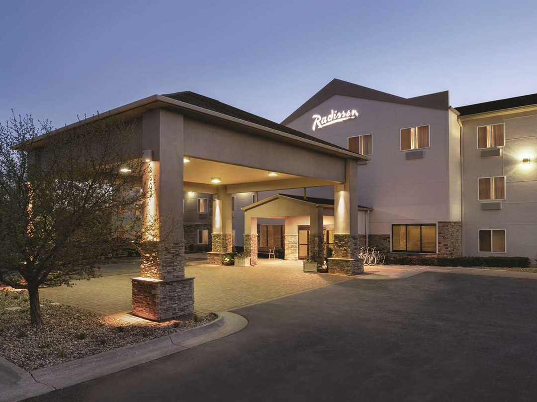 Radisson Hotel Ames Conference Center At Isu主图