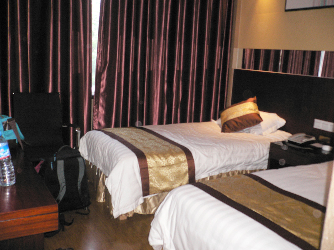 如家派柏·云酒店(吐鲁番老城西路新拓购物商城店)主图