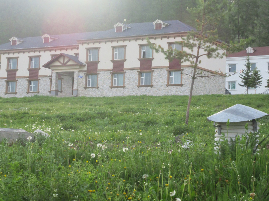 喀纳斯鸿福生态度假酒店