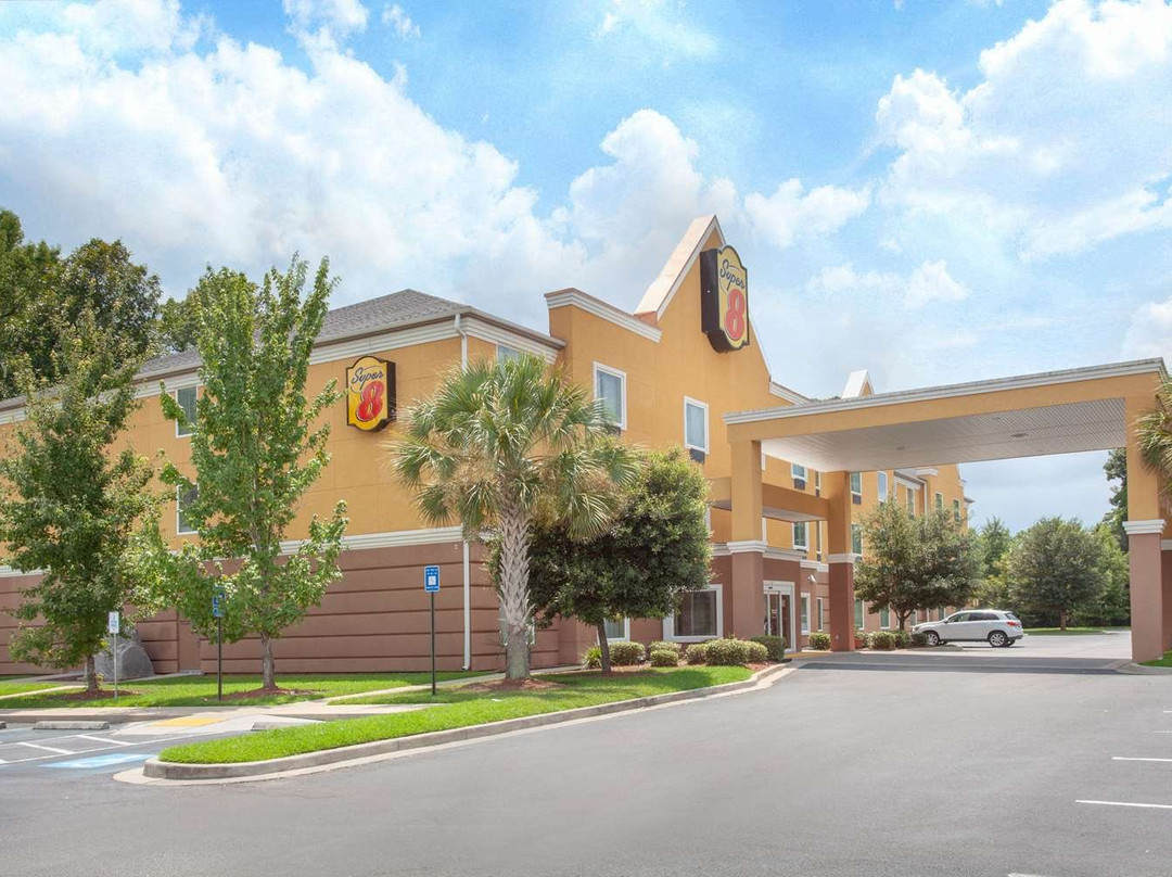 Spark By Hilton Savannah South I-95主图