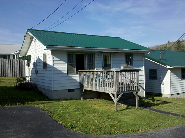 Huskins Court and Cottages-客卧