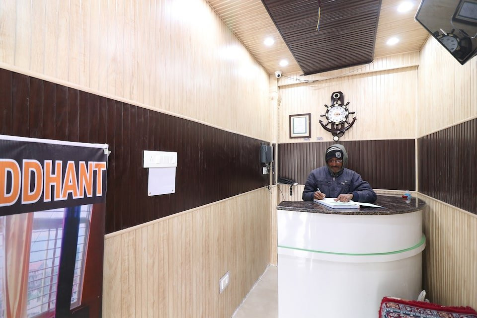 OYO 28648 Hotel Siddhant